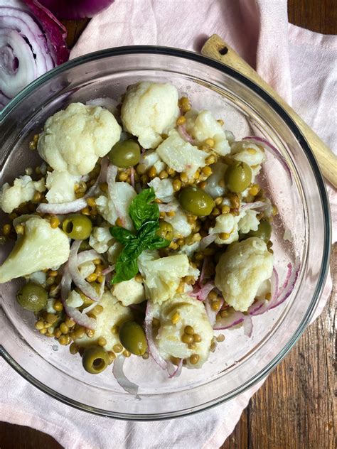 Insalata Di Cavolfiore E Lenticchie In Cucina Con Consu