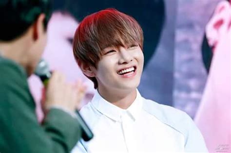 Elevador Imagine hot Kim Taehyung História escrita por hellosad Spirit Fanfics e Histórias