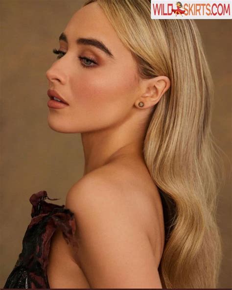 Sabrina Carpenter Sabrina Carpenter Sabrinacarpenter Nude OnlyFans Instagram Leaked Photo