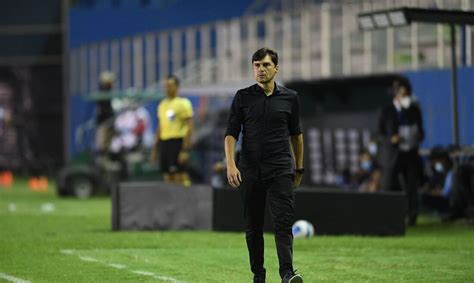 Inter Demite T Cnico Medina Ap S Empate Em Casa Na Sul Americana Folha Pe