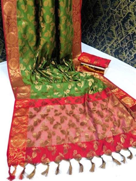 Buy Fospy Women Dark Green Pure Silk Woven Regular Bollywood Saree