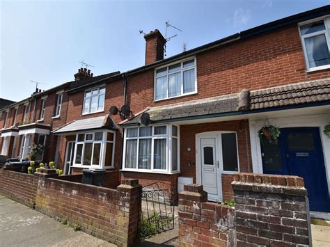 3 Bed Terraced House For Sale In Clare Road Whitstable Ct5 £435000