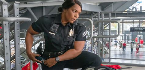 Angela Bassett Cop By Musclelicker On Deviantart