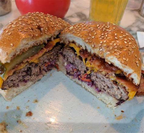 Gormet Burger Kitchen Street Major Tom Burger Review