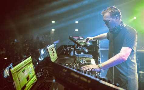 Paul Van Dyk Jue 30 Mar Enjoy Santiago Techno Eventos