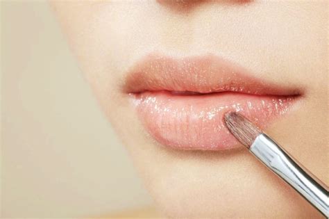 4 Langkah Mudah Dapatkan Bibir Nude Sempurna