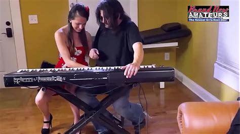 Cloe Model Page XVIDEOS