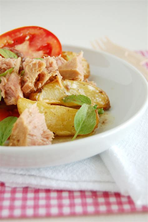 Technicolor Kitchen English Version Tuna And Potato Salad With