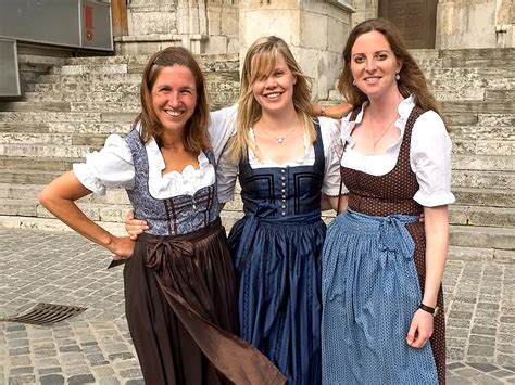 PHOTO: Traditional Bavarian Outfits @VikingRiver