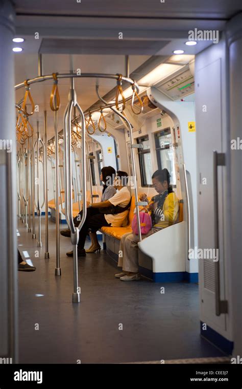 Passengers Skytrain Carriage Bts Hi Res Stock Photography And Images