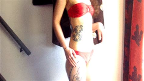 Teasing You With My Bikini Quicktime Format Muscle Babe Claudia Clips Sale