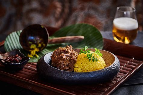 indonesian rendang daging   big green egg