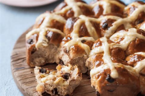 Recipe Spiced Pear Chocolate Hot Cross Buns FIFTY SA