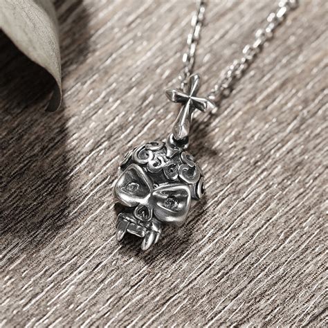 Jeulia Celtic Culture Skull Sterling Silver Necklace Jeulia Jewelry