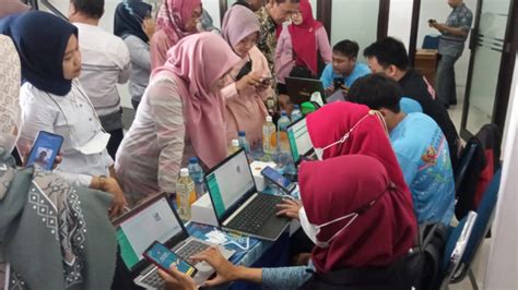 Pelaksanaan Penerapan Identitas Kependudukan Digital Di Pt Bpr Bkk