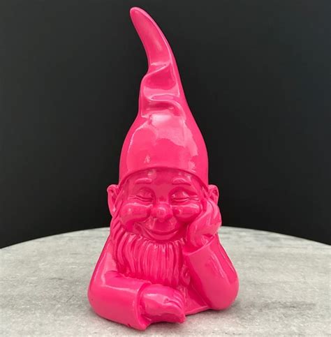 Pink gnome : r/ColorPink