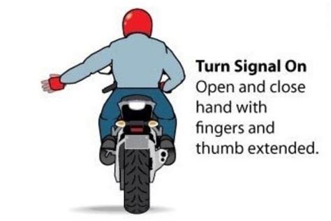 Motorcycle hand signs every driver should know [Newbie Guide]