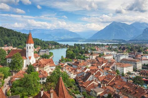 Cómo Es Vivir En Suiza Ventajas Desventajas Costo De Vida Y Más