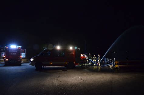 Freiwillige Feuerwehr Krems Donau Schulung Tragbarer Wasserwerfer