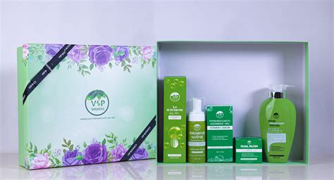 T Box Of Skincare Products Small Size Vsp Botanics Clinically