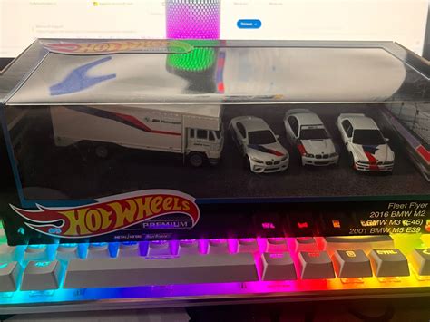 Hot Wheels Premium Fleet Flyer Bmw M Bmw M E Bmw M E