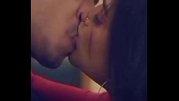 Kissing XVIDEOS