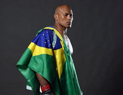 Jacaré coloca ponto final em carreira no MMA e projeta retorno ao Jiu