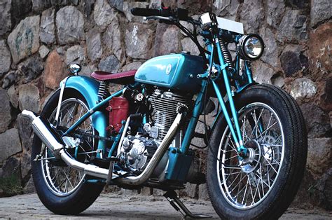 Custom Royal Enfield Classic Modified Into A Vintage Hardtail Bobber