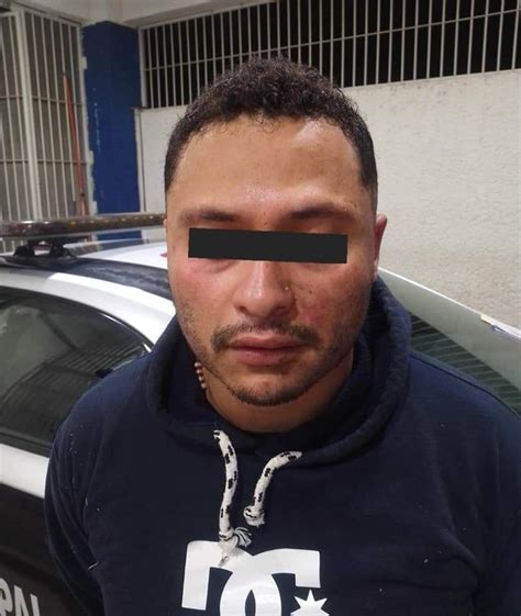 Detienen A Dos Hombres De La Cdmx Y A Una Mujer En Una Persecución En León Zona Franca