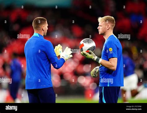 England Goalkeeper Aaron Ramsdale Right Warms Up Ahead Of The Uefa