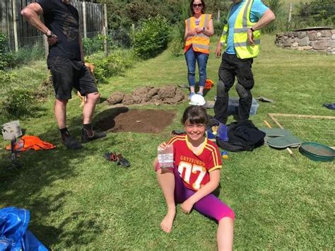 Portmoak School Pupils Dig For Signs Of Past Lives In Their School
