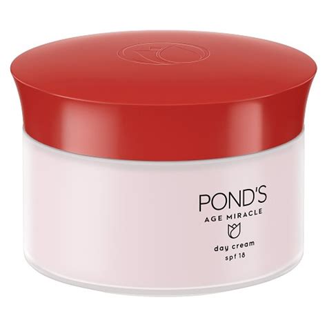 Pond S Age Miracle Ultimate Youthful Glow Day Cream SPF 18 Pa 10G