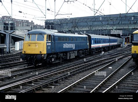 Class 85 Locomotive Hi Res Stock Photography And Images Alamy