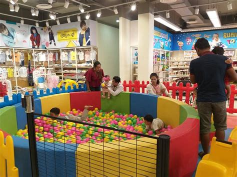 Baby And Mothercare Store Showcase Euroswift Retail Creations Singapore