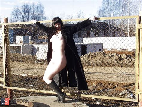 Public Bareness ZB Porn