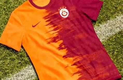 Galatasaray Da Yeni Sezon I In Ilgin Formalar