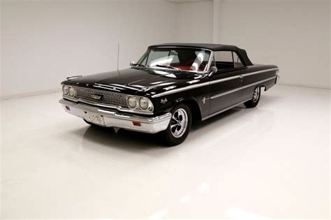 1963 Ford Galaxie 500 | Classic Auto Mall