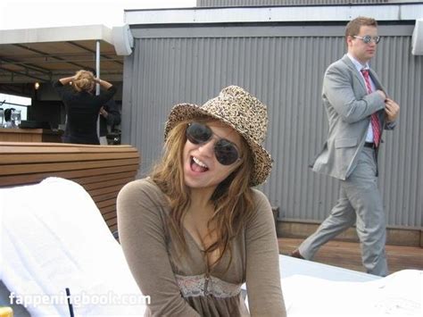 Raquel Alessi Nude OnlyFans Leaks Fappening FappeningBook