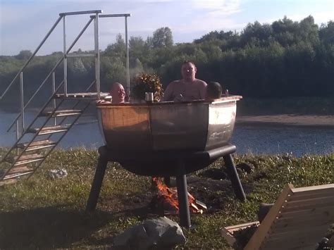 Создать мем "чан для купания на дровах, банный чан на дровах, банный ...
