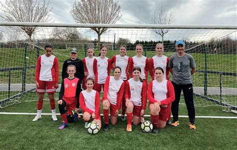 S V Rac Les Filles De La Section Foot Vice Championnes Acad Miques Unss