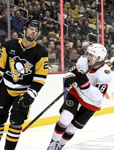 Photo Pittsburgh Penguins Reacts To Ottawa Senators Goal