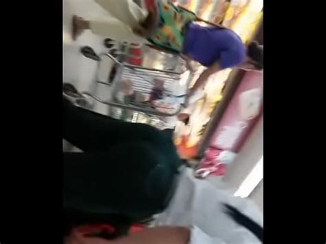 Grande Y Buen Culo En El Supermercado Xvideos