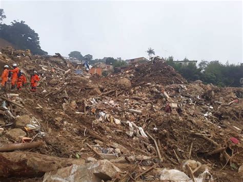 Brasil Aumentan A 49 Los Muertos Por Las Lluvias En Sao Paulo