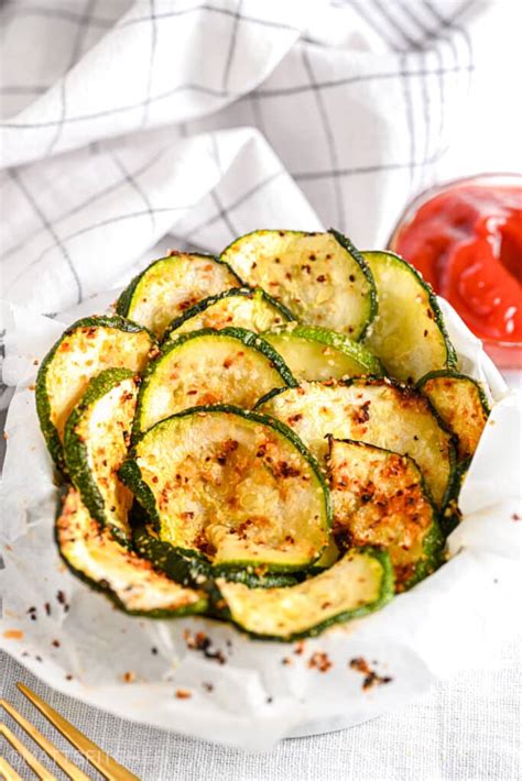 Best Easy Air Fryer Zucchini Chips No Breading