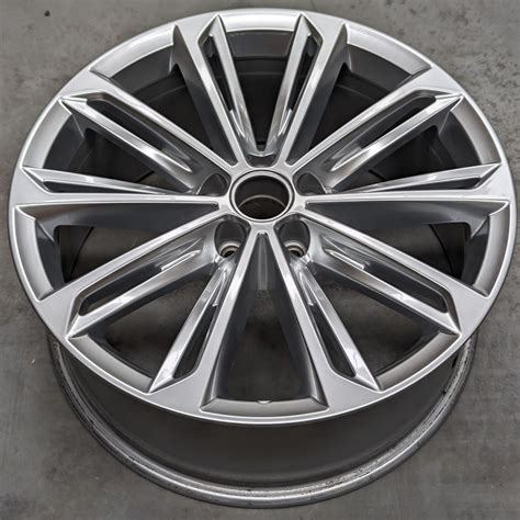 Vw Passat R Line Verona G R Oem Alloy Wheels