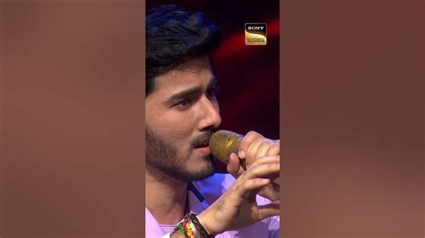 Phir Bhi Tumko Chaahunga Par Romantic Singing 🎤🎶 ️🥰 Indian Idol S13