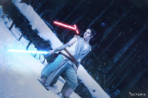The 30 Best Rey Skywalker Cosplays We've Ever Seen (Most Beautiful ...