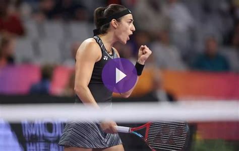 Masters Wta 2022 Caroline Garcia Au Firmament Après Sa Victoire Sur Aryna Sabalenka