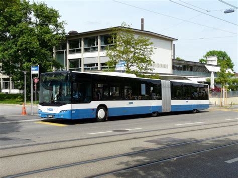 VBZ Neoplan Bus Nr 541 ZH 730541 Unterwegs Auf Der Linie 67 In Der