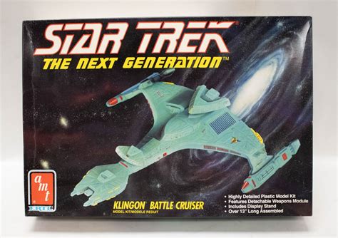 VINTAGE STAR-TREK BATTLE CRUISER MODEL KIT